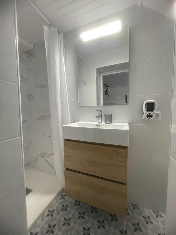 Appartement Avec Chambre Ouverte Bourg-Madame Kültér fotó