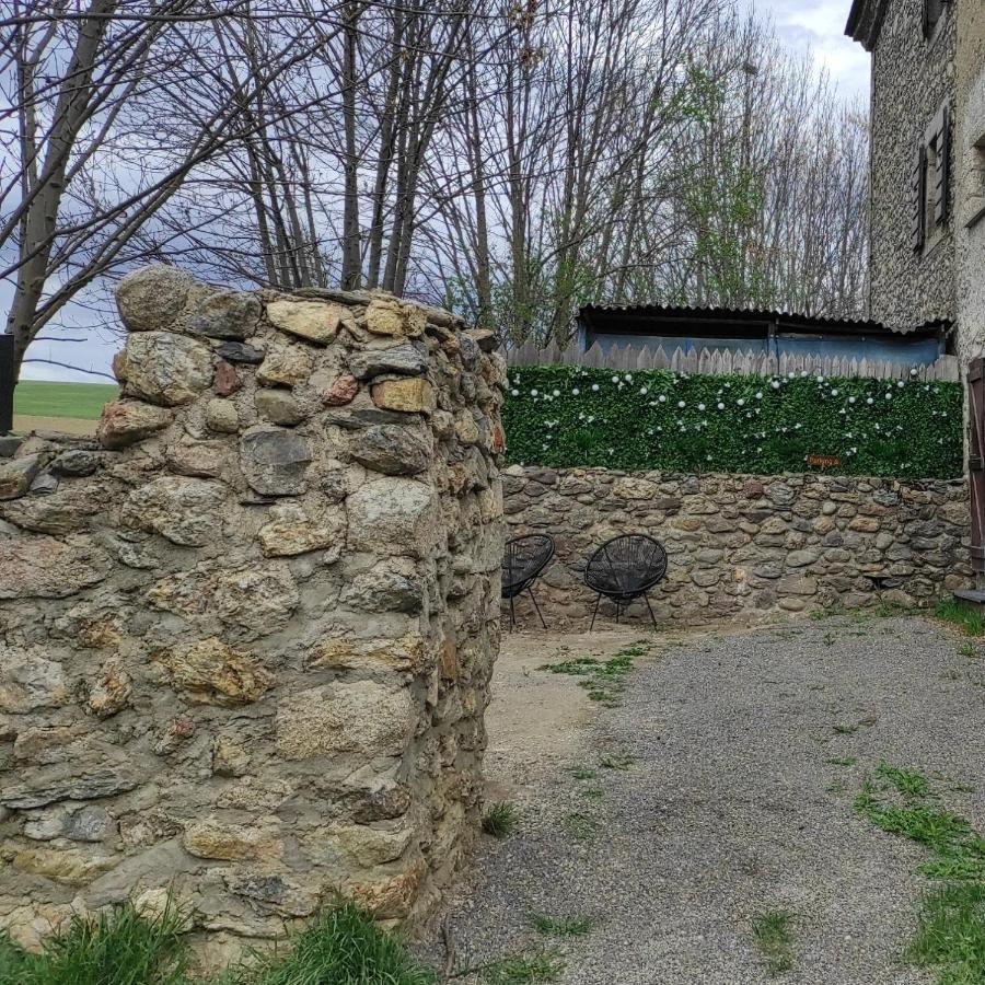 Appartement Avec Chambre Ouverte Bourg-Madame Kültér fotó